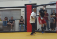 VIDEO. Un luptător de stradă îl provoacă pe un antrenor de MMA la luptă. Ce se va întâmpla? VIDEO. Un luptător de stradă îl provoacă pe un antrenor de MMA la luptă. Ce se va întâmpla?