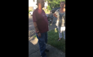 VIDEO. Bătaie între un biker bătrân și un tânăr! Cine crezi că va câștiga? VIDEO. Bătaie între un biker bătrân și un tânăr! Cine crezi că va câștiga?