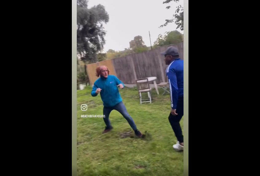 VIDEO. L-a bătut de l-a trimis de 2 ori în râu!