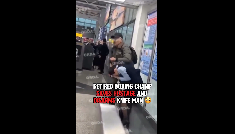 VIDEO. Un fost boxer reușește să dezarmeze o persoană care amenința cu cuțitul!