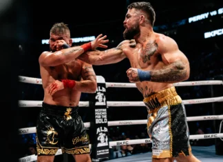 Mike Perry l-a distrus pe Jeremy Stephens și își păstrează titlul de campion în BKFC (box fără mănuși)! (VIDEO) Mike Perry l-a distrus pe Jeremy Stephens și își păstrează titlul de campion în BKFC (box fără mănuși)! (VIDEO)