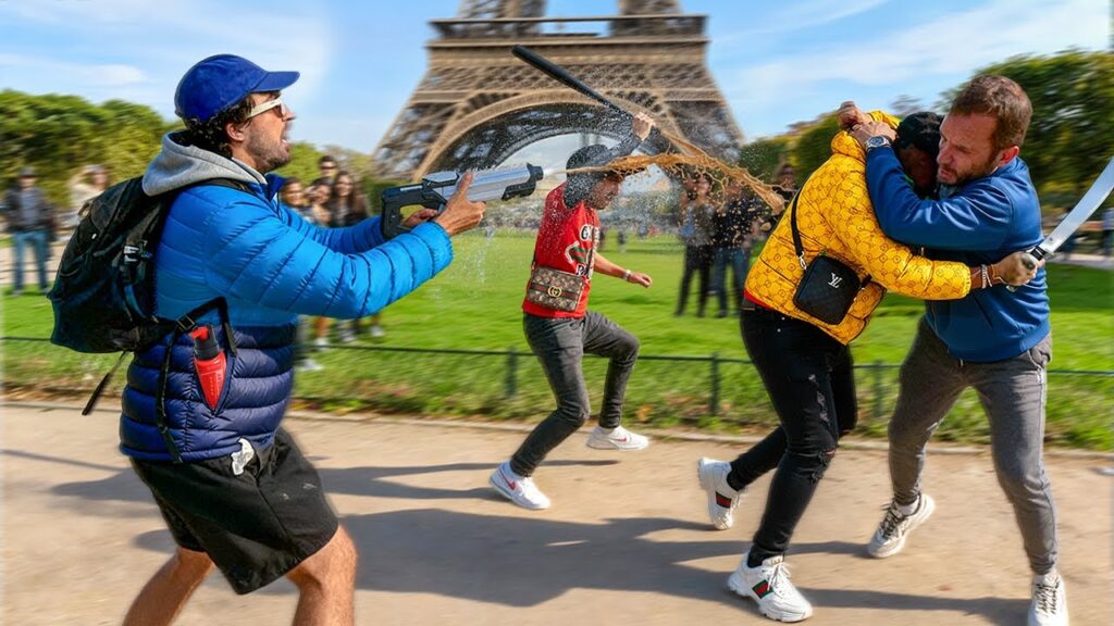 Filmare completă cu românii din Paris prinși la alba-neagra!