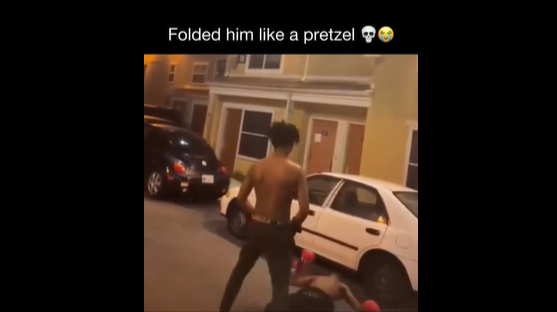 VIDEO. L-a făcut KO și l-a lăsat lat într-un meci amical de box!