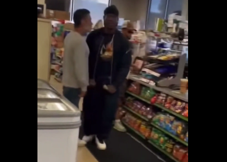 VIDEO. Cum își rezolvă unii oameni problemele în magazin?