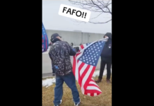 VIDEO. S-a legat de o mulțime întreagă și a reușit să se apere! VIDEO. S-a legat de o mulțime întreagă și a reușit să se apere!
