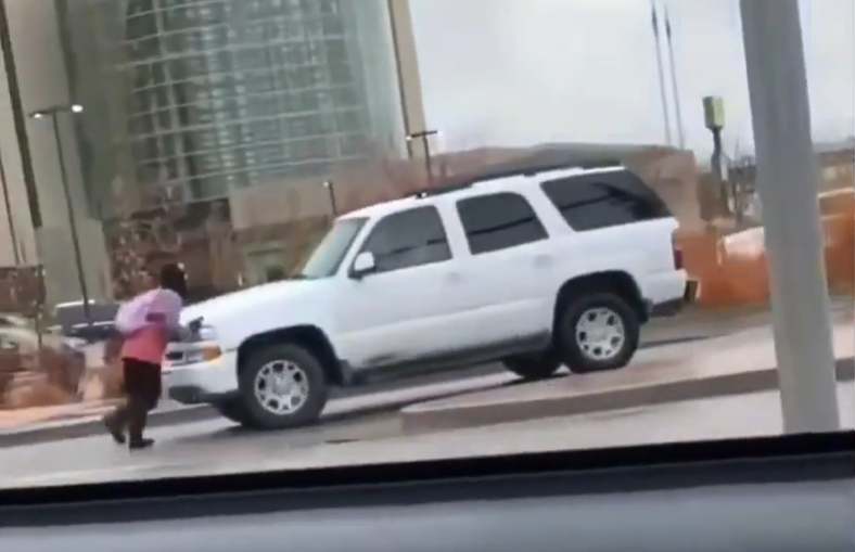 VIDEO. Ce se întâmplă dacă faci pe deșteptul cu un șofer?