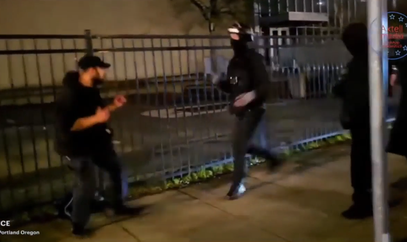 VIDEO. De ce au unii oameni impresia că au vreo șansă cu forțele de ordine?