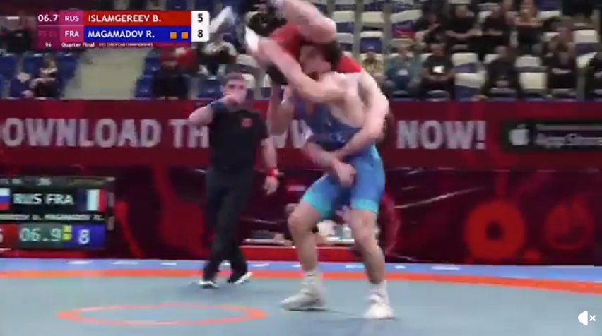 VIDEO. A reușit una dintre cele mai spectaculoase procedee din istoria luptelor libere!