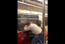 VIDEO. De ce nu e bine să intervii într-o bătaie la metrou? VIDEO. De ce nu e bine să intervii într-o bătaie la metrou?