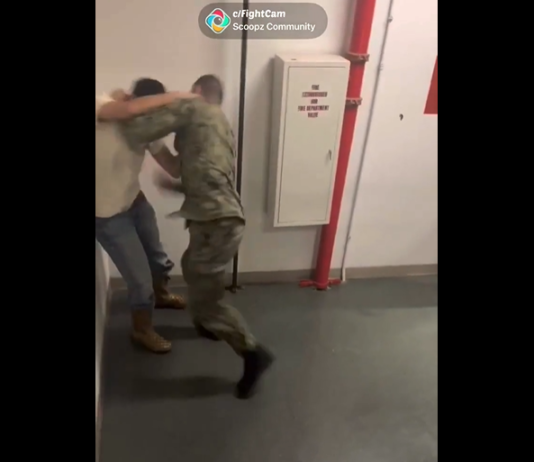 VIDEO. De ce orice puști cu tatuaje are impresia că poate să se lupte? VIDEO. De ce orice puști cu tatuaje are impresia că poate să se lupte?