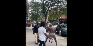 VIDEO. New York-ul, un oraș mereu surprinzător prin bătăile sale de stradă! VIDEO. New York-ul, un oraș mereu surprinzător prin bătăile sale de stradă!