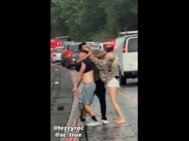 VIDEO. Bătaie în plină autostradă. S-a lăsat cu somn! VIDEO. Bătaie în plină autostradă. S-a lăsat cu somn!