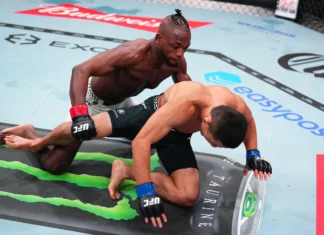 Manel Kape este noul pretendent la categoria Flyweight! Ion Cuțelaba a pierdut, din păcate! (VIDEO) Manel Kape este noul pretendent la categoria Flyweight! Ion Cuțelaba a pierdut, din păcate! (VIDEO)