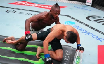 Manel Kape este noul pretendent la categoria Flyweight! Ion Cuțelaba a pierdut, din păcate! (VIDEO) Manel Kape este noul pretendent la categoria Flyweight! Ion Cuțelaba a pierdut, din păcate! (VIDEO)