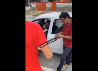 VIDEO. Crezi că-i o idee bună să te iei de oamenii mai în vârstă? VIDEO. Crezi că-i o idee bună să te iei de oamenii mai în vârstă?
