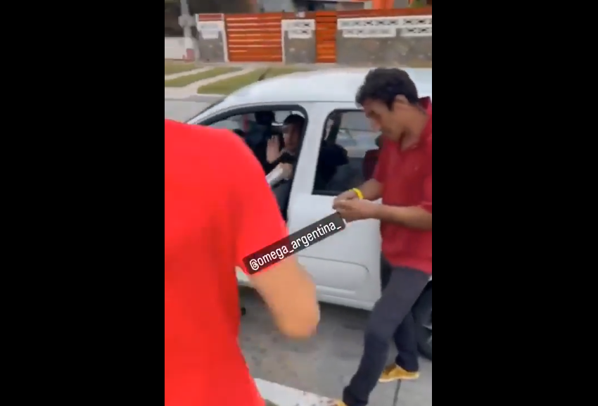 VIDEO. Crezi că-i o idee bună să te iei de oamenii mai în vârstă?