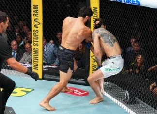 Joshua Van și Arman Tsarukyan au învins în mare stil în cadrul galei UFC 331! Vezi toate fazele! (VIDEO) Joshua Van și Arman Tsarukyan au învins în mare stil în cadrul galei UFC 331! Vezi toate fazele! (VIDEO)