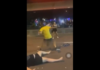 VIDEO. I-a făcut knockout pe amândoi cu aceeași lovitură! VIDEO. I-a făcut knockout pe amândoi cu aceeași lovitură!