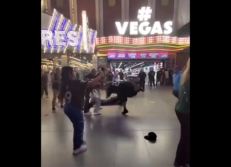 VIDEO. Bătaie generală pe stradă în Las Vegas! VIDEO. Bătaie generală pe stradă în Las Vegas!