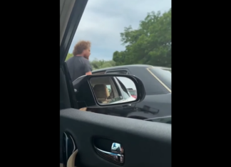 VIDEO. Dacă nu ești pregătit să te bați, mai bine rămâi în mașină! VIDEO. Dacă nu ești pregătit să te bați, mai bine rămâi în mașină!